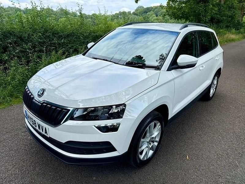 Used Skoda Karoq SE 150 HP (110 kW) 2018 White SUV