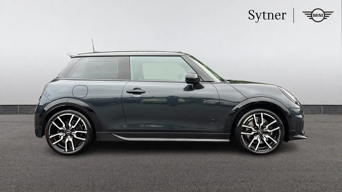 Used Mini Cooper S Hatch 201 HP (147 kW) 2025 Grey Hatchback