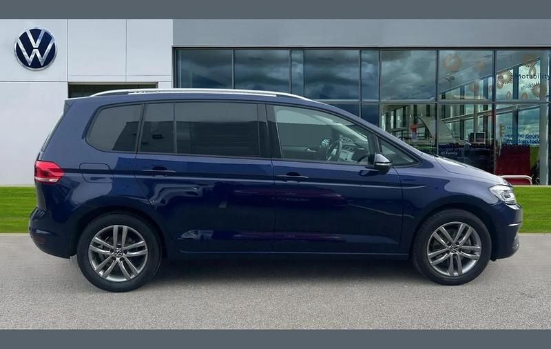 Used VW Touran Match 147 HP (108 kW) 2025 Blue MPV