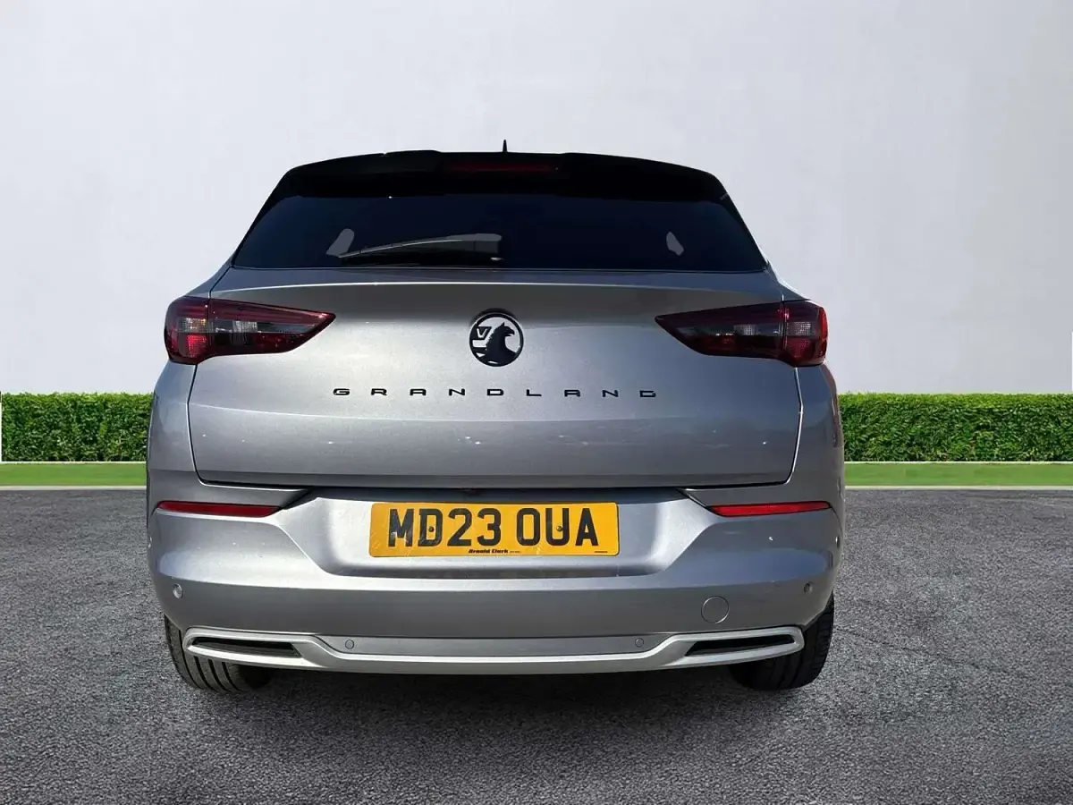 Used Vauxhall Grandland X Ultimate 130 HP (95 kW) 2023 Grey SUV