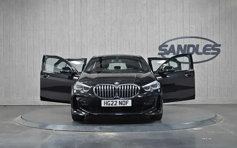 Used BMW 118 M Sport 136 HP (100 kW) 2022 Black Hatchback