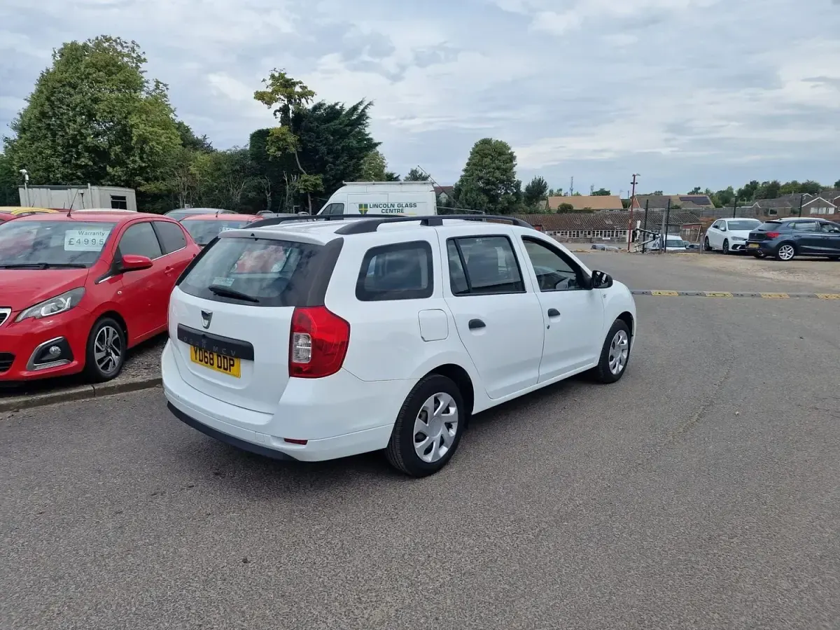 Used Dacia Logan MCV Acces 2019 White Estate