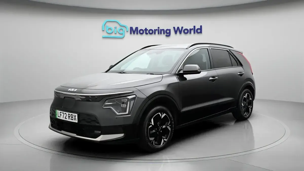 Used Kia e-Niro 150 kW (204 HP) 2023 Grey SUV