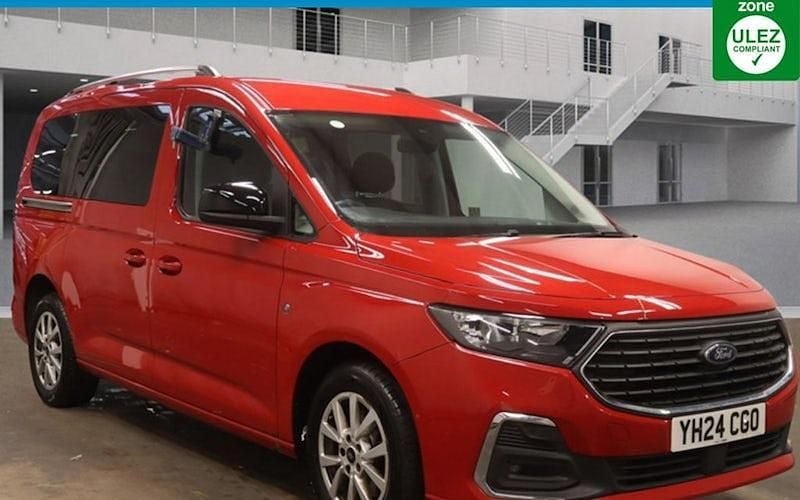 Used 2025 Ford Tourneo Connect Titanium Estate | £25,000 (Fair price) - Image 1/4