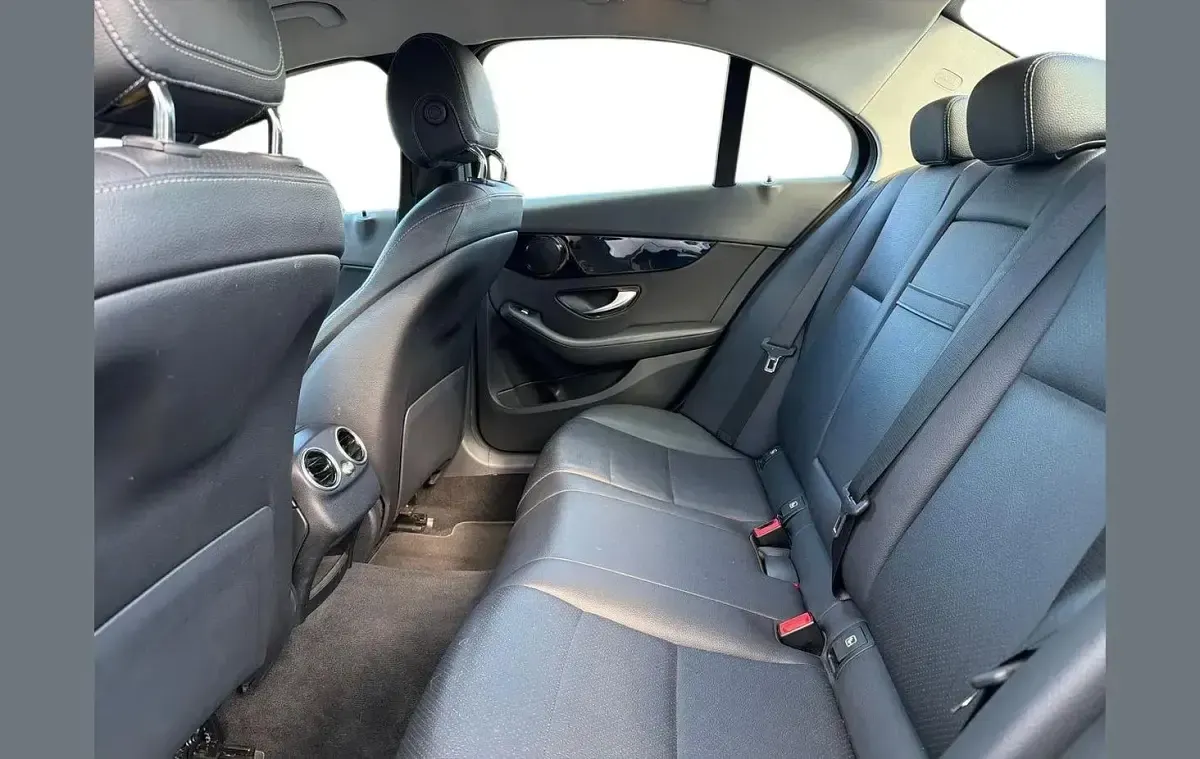 Used Mercedes C220 SE 191 HP (140 kW) 2019 Grey Sedan