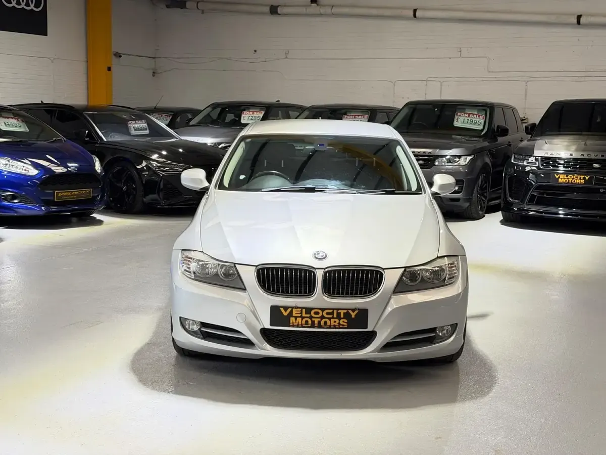 Used BMW 320 Exclusive 2012 Silver Sedan