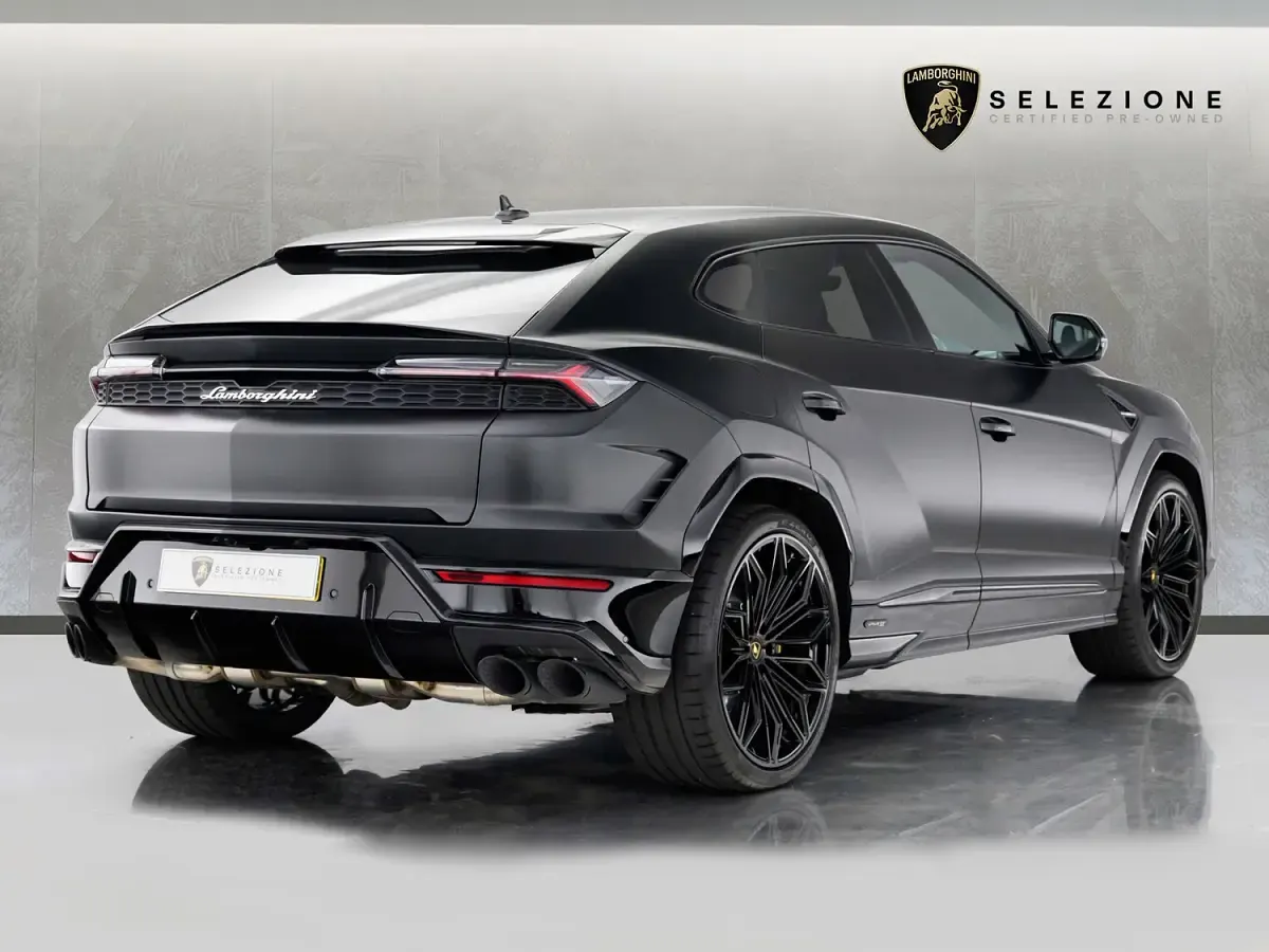 New Lamborghini Urus 800 HP (588 kW) 2025 Black SUV