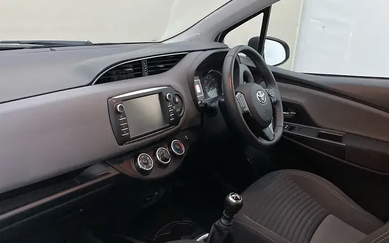 Usado Toyota Yaris 111 HP (81 kW) 2019 Citadino