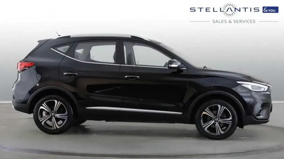 Used MG ZS Excite 105 HP (77 kW) 2022 Black SUV