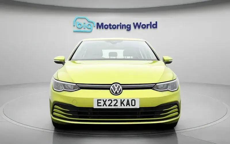 Used VW Golf VIII Life 116 HP (85 kW) 2024 Hatchback