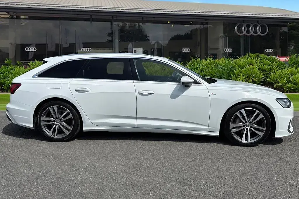 Used Audi A6 S-Line 204 HP (150 kW) 2020 White Estate