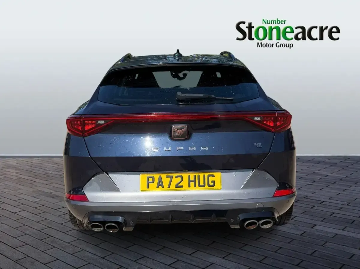 Begagnad Cupra Formentor VZ2 310 HK (228 kW) 2023 Blå SUV
