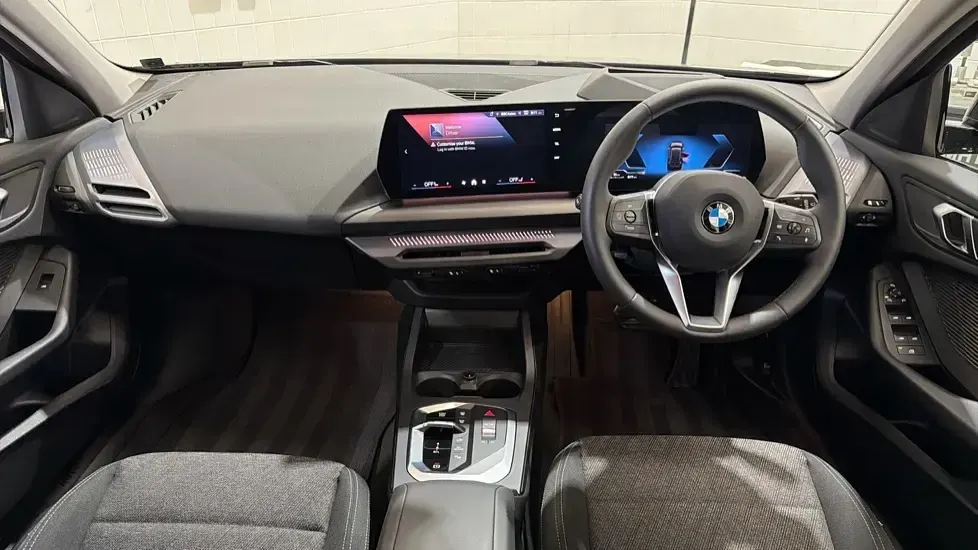 Used BMW 120 Sport Line 168 HP (123 kW) 2025 Black Hatchback