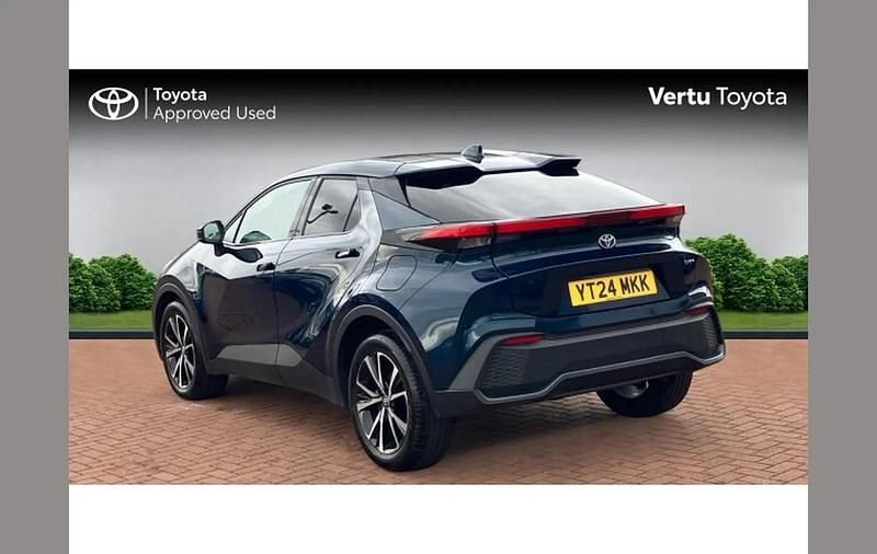 Used Toyota C-HR Design 140 HP (102 kW) 2024 Blue SUV