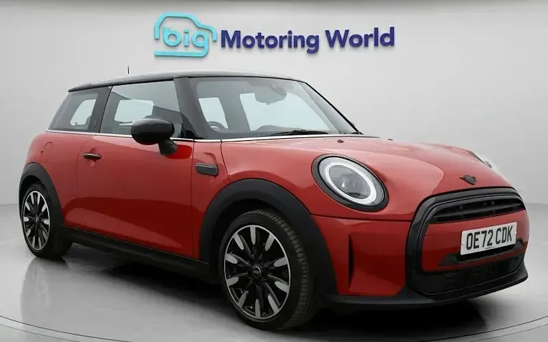 Used Mini Cooper Exclusive 136 HP (100 kW) 2022 Hatchback