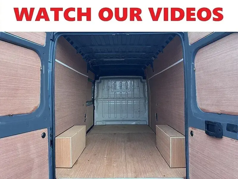 Used Citroën Relay 140 HP (102 kW) 2022 Grey Van