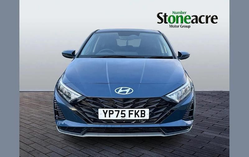New Hyundai i20 Premium 99 HP (72 kW) 2025 Blue Hatchback