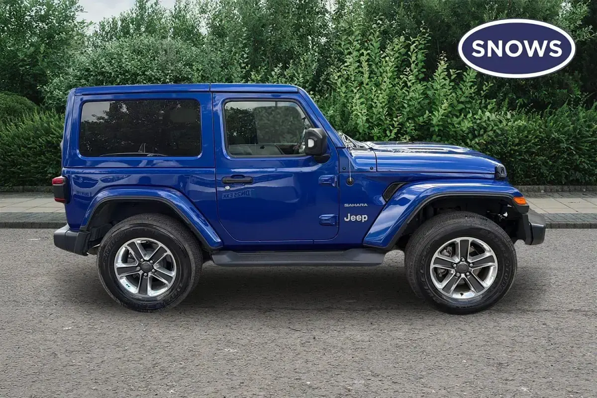 Used Jeep Wrangler Sahara 268 HP (197 kW) 2019 Blue SUV