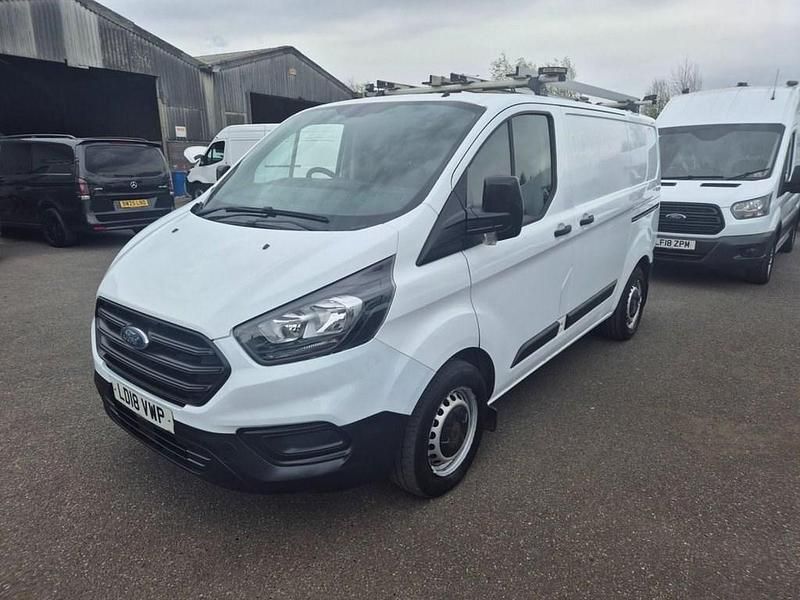 Begagnad Ford Transit Custom 105 HK (77 kW) 2018 Vit Van