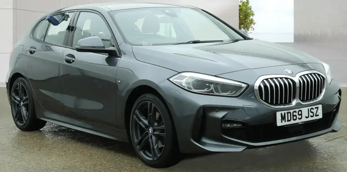 Begagnad BMW 118 M Sport 140 HK (102 kW) 2020 Halvkombi