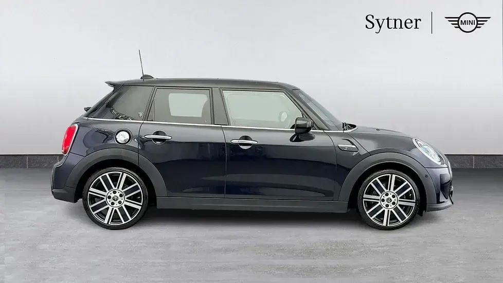 Used Mini Cooper S Exclusive 176 HP (129 kW) 2021 Black Hatchback