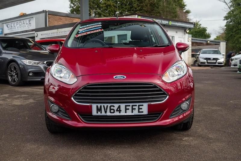 Used Ford Fiesta Zetec 2014 Red Hatchback