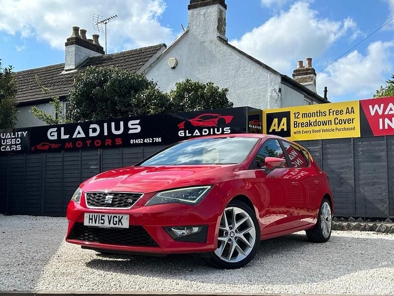 Begagnad Seat Leon FR 150 HK (110 kW) 2015 Röd Halvkombi