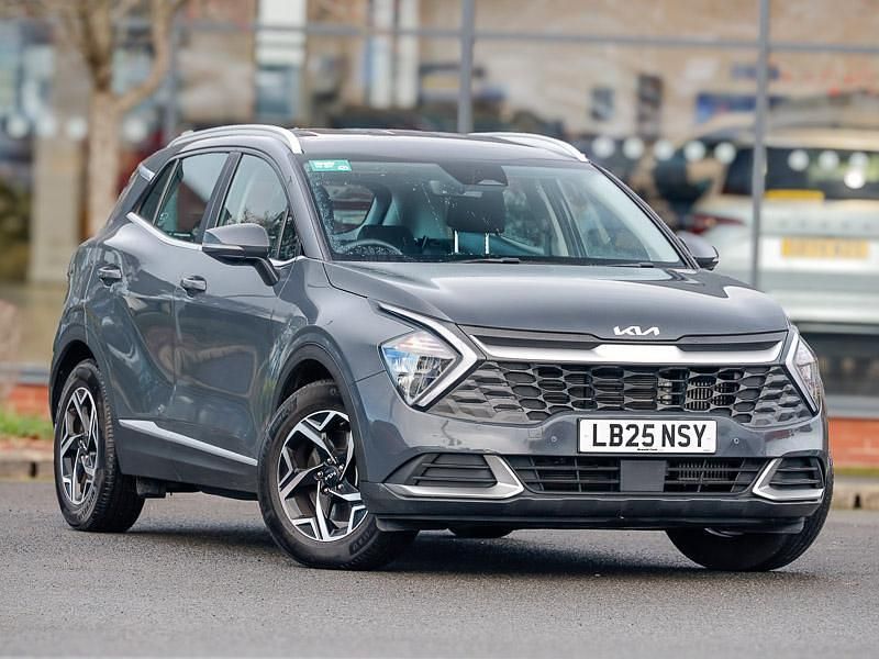 Grey Used 2025 Kia Sportage SUV | £23,998 - Image 1/4