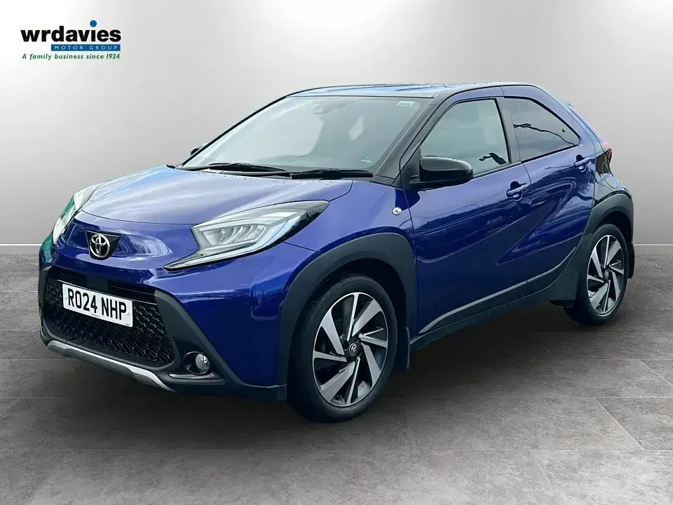 Used Toyota Aygo X 72 HP (52 kW) 2024 Blue SUV