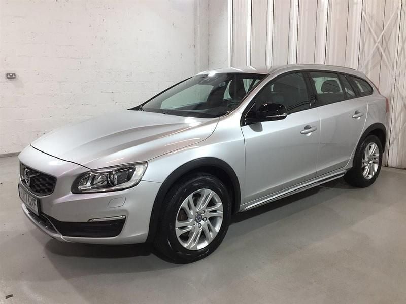 Grey Used 2017 Volvo V60 CC SE Estate | £12,950 (Expensive) - Image 1/4