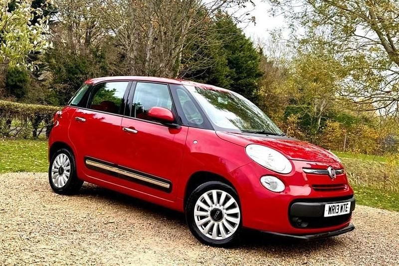 Red Used 2013 Fiat 500L Pop Star MPV | £3,795 (Fair price) - Image 1/1