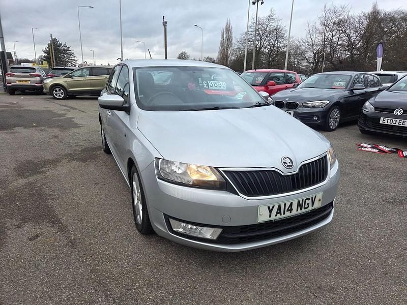 Used Skoda Rapid SE 110 HP (80 kW) 2014 Silver Hatchback