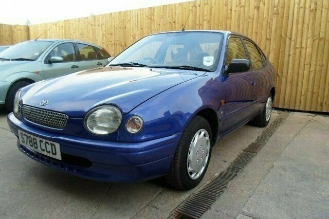 Used Toyota Corolla 1999 Hatchback