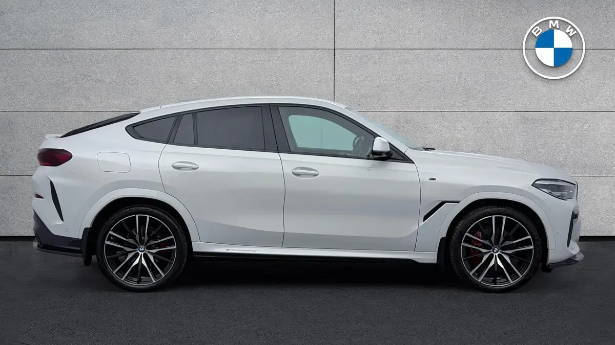 Used BMW X6 M Sport 282 HP (207 kW) 2022 White SUV
