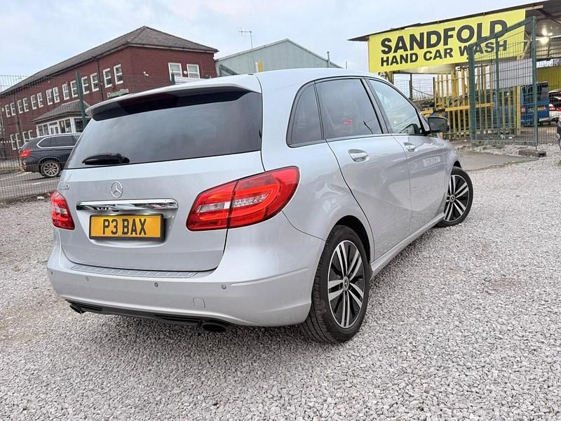 Used Mercedes B180 122 HP (89 kW) 2013 Silver MPV