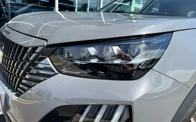 Used Peugeot 2008 GT 131 HP (96 kW) 2024 Selenium grey SUV