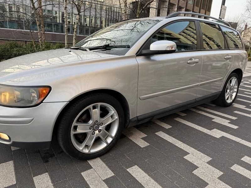 Used Volvo V50 SE 2007 Silver Estate