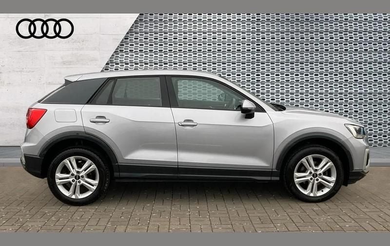 Used Audi Q2 Sport 110 HP (80 kW) 2023 Silver SUV