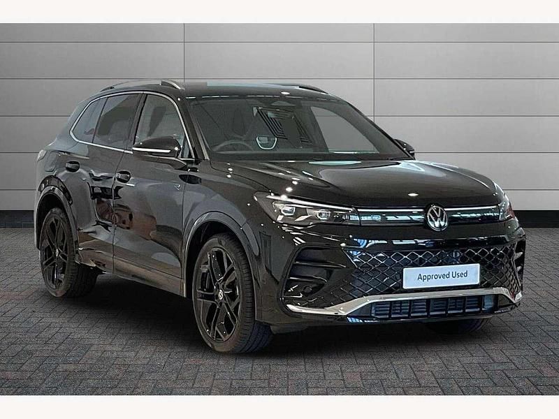 Black Used 2025 VW Tiguan R-line SUV | £35,990 (A bit pricey) - Image 1/4