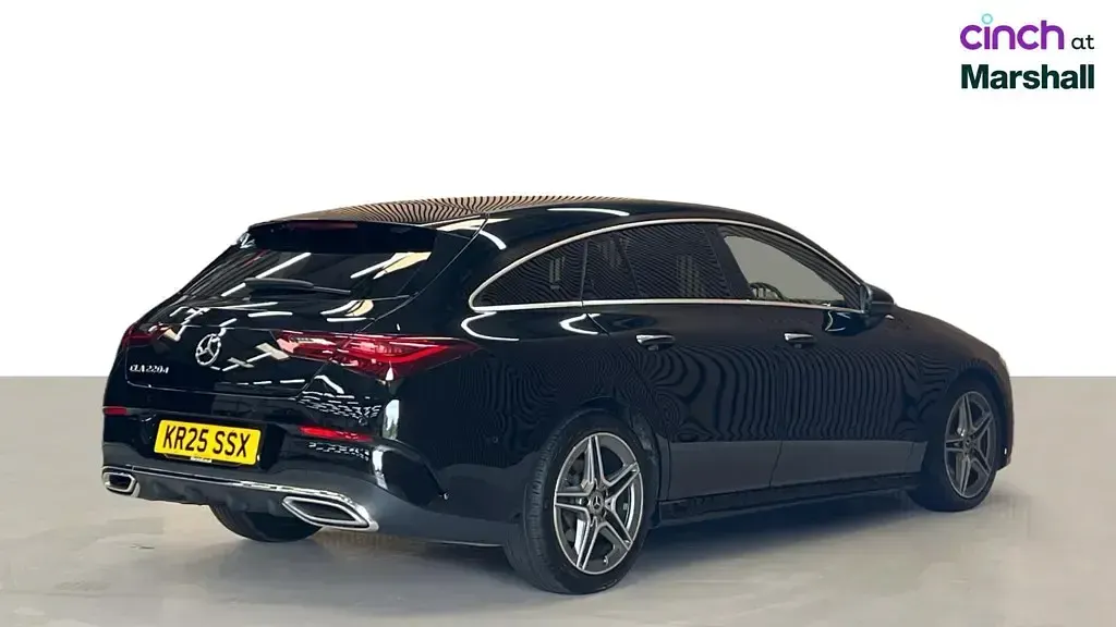 Used Mercedes CLA220 Executive 190 HP (139 kW) 2025 Night black Estate