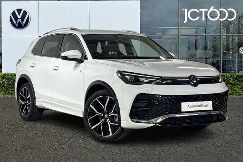 White Used 2025 VW Tiguan R-line SUV | £34,497 (Expensive) - Image 1/4