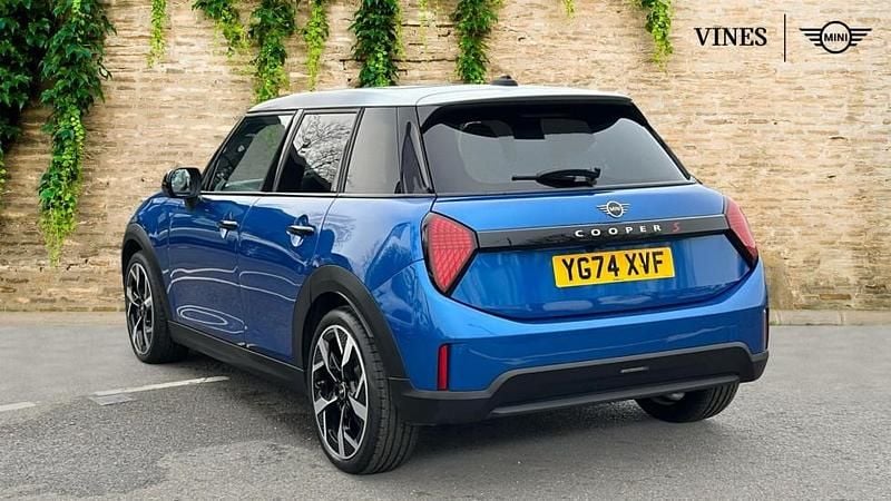 Used Mini Cooper S Hatch 201 HP (147 kW) 2024 Blue Hatchback