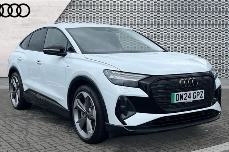 White Used 2024 Audi Q4 Sportback e-tron Black Edition SUV | £43,340 (Expensive) - Image 1/4