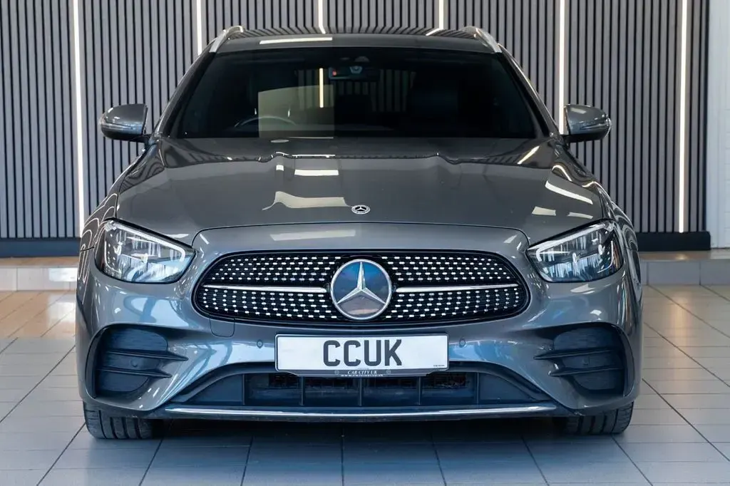 Used Mercedes E300 AMG line 306 HP (225 kW) 2021 Grey Estate