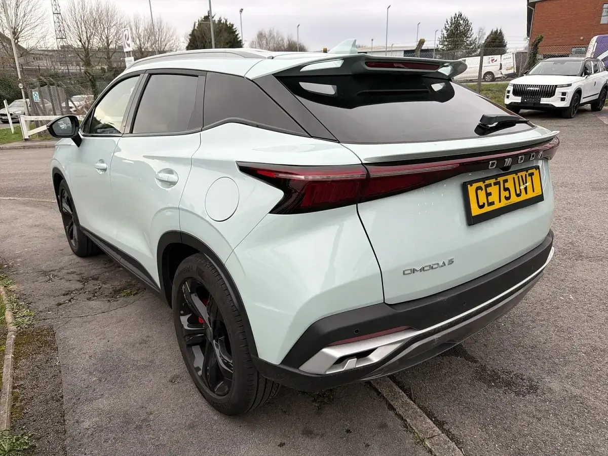 New Omoda 5 147 HP (108 kW) 2025 Green SUV