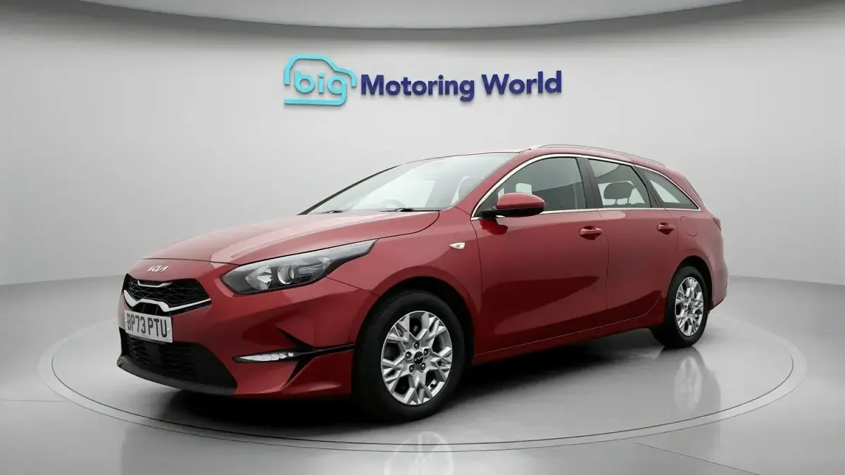 Used Kia Ceed 2024 Red Hatchback