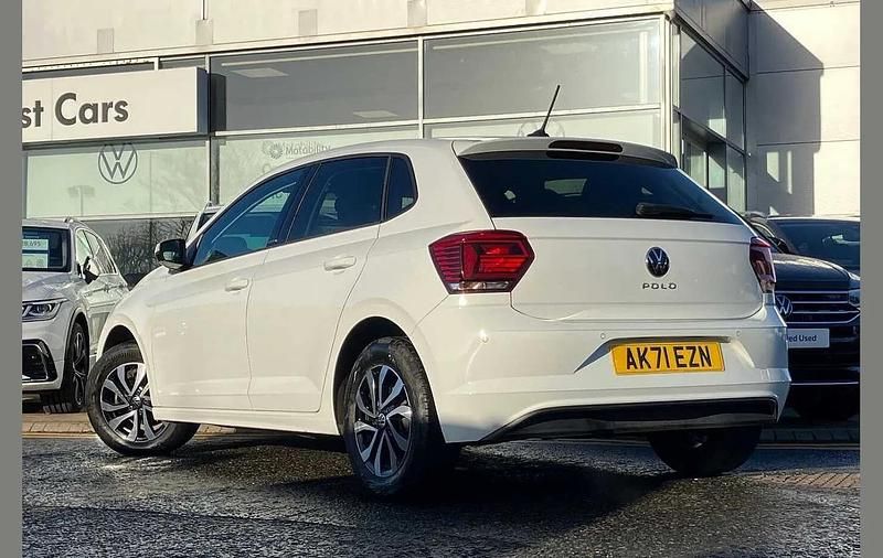 Used VW Polo Active 95 HP (69 kW) 2021 White Hatchback