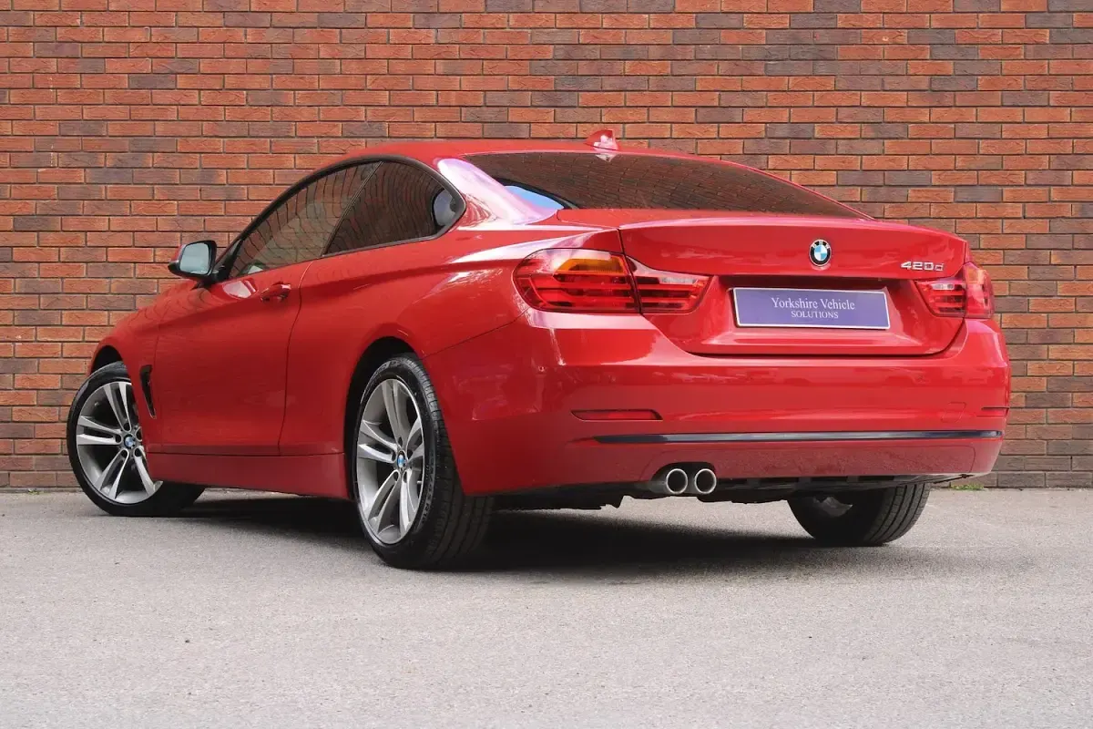 Used BMW 420 Sport Line 190 HP (139 kW) 2016 Red Coupe