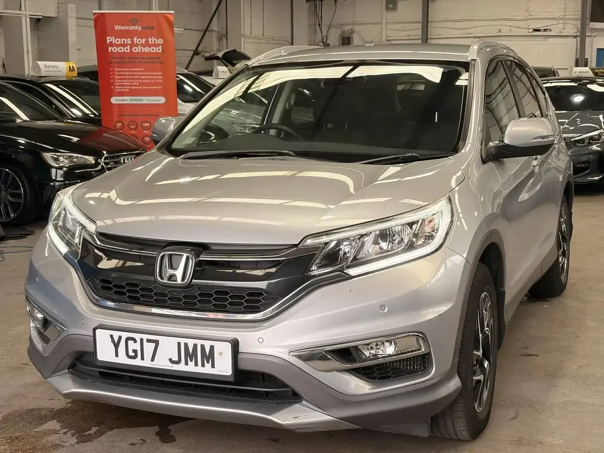 Used Honda CR-V SE Plus 118 HP (86 kW) 2017 Silver SUV