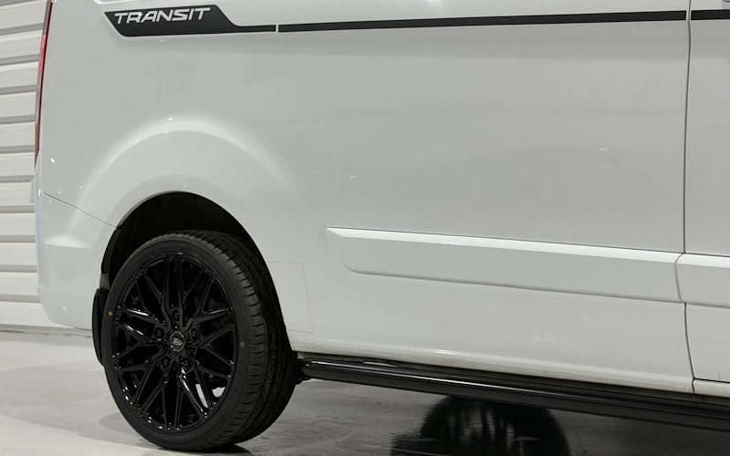 Used Ford Transit Custom Limited 170 HP (125 kW) 2023 Van